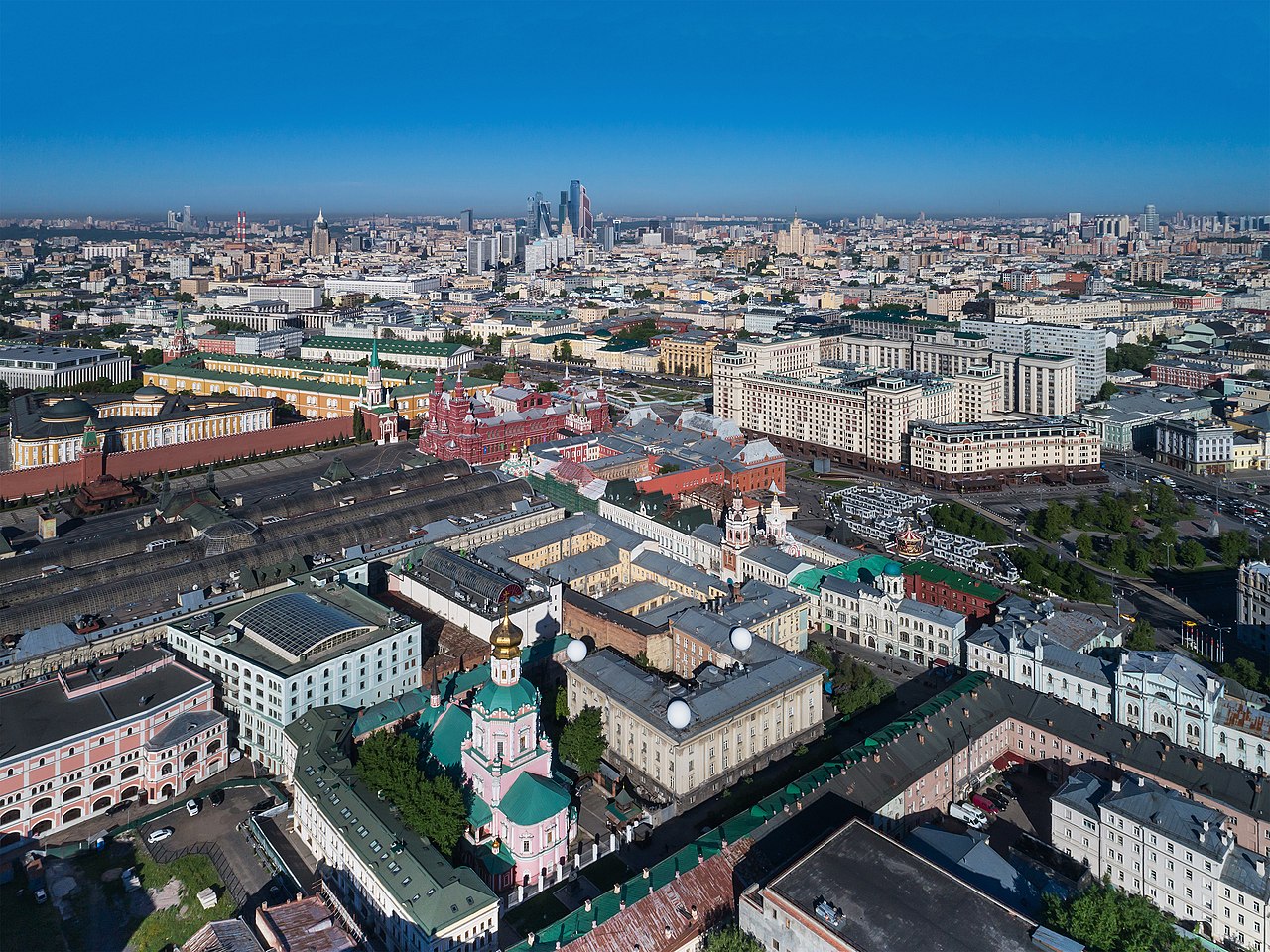 сторический район Москвы, расположенный внутри Китайгородской крепостной стены